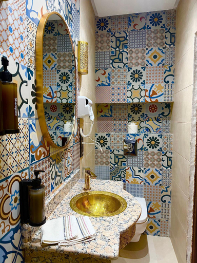 Bathroom 5, riad reve dantan, Marrakech