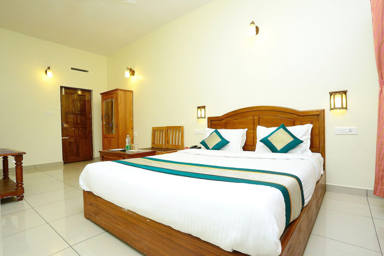 Room 3, Collection O Elephant Camp, Theni