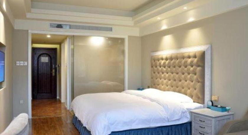 Bedroom 2, Beijng Chestnut Valley Hotel, Beijing