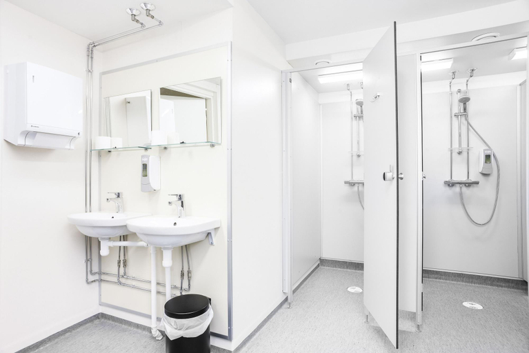 Bathroom 4, Forenom Hostel Vantaa Aviapolis, Uusimaa