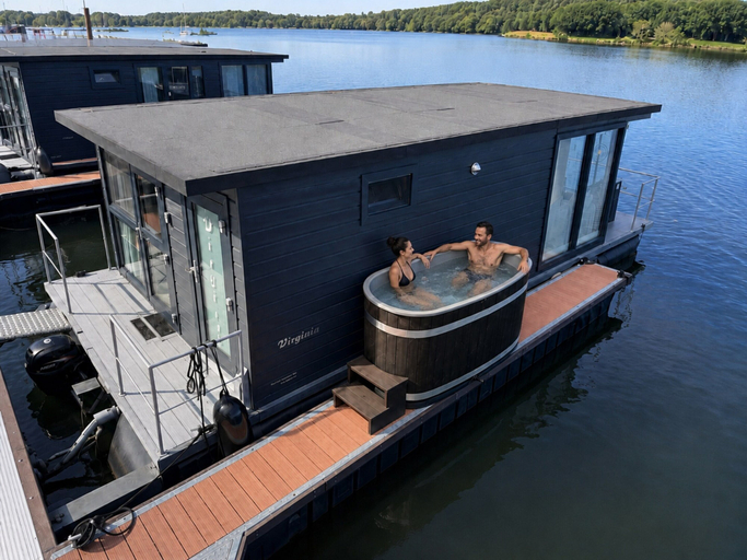 Exterior 2, Houseboat Marina With Hot Tub, Mook en Middelaar