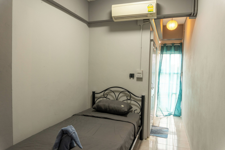 Room 4, Nature's Heaven Hostel, Muang Chiang Mai