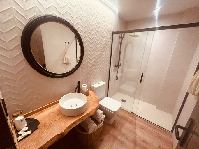 Bathroom 3, A Reigada Hotel Restaurante, Asturias