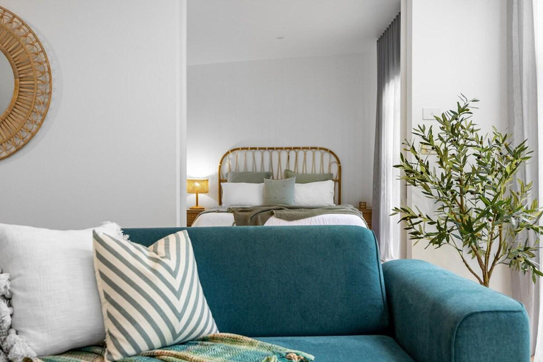 Others 5, The Love Shack - newly renovated romantic cottage, Melbourne
