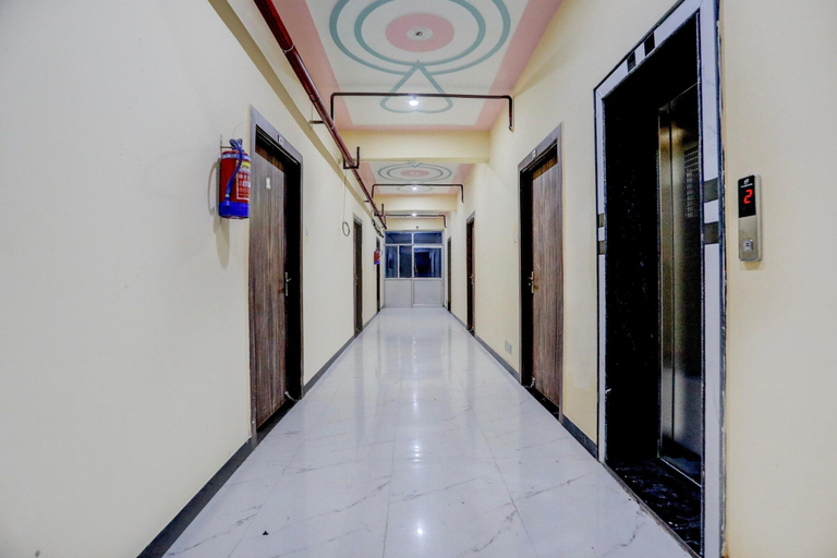 Interior 4, Classic SGD Lawn And Hotel, Varanasi