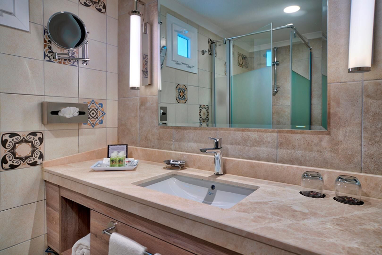 Bathroom 5, Pirates Beach Club - All Inclusive, Kemer