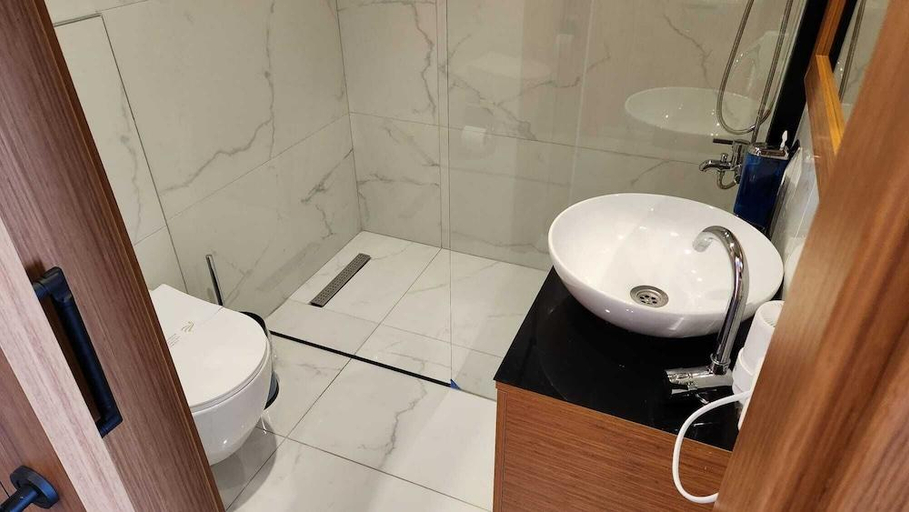 Bathroom 5, Ferah Suites, Akçaabat