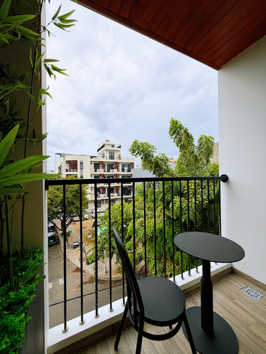 Property grounds 2, La Van Residence, Da Nang