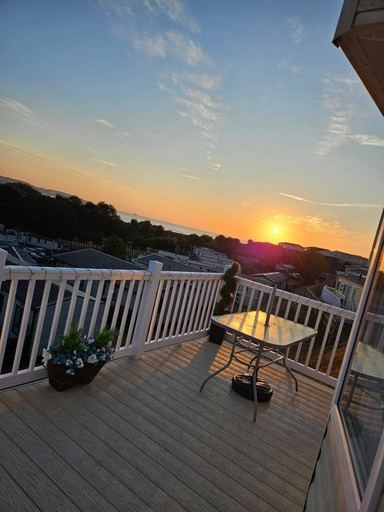 Property grounds 2, The Bay View Sea Views, Pool, Parking & Sleeps 6, Torbay
