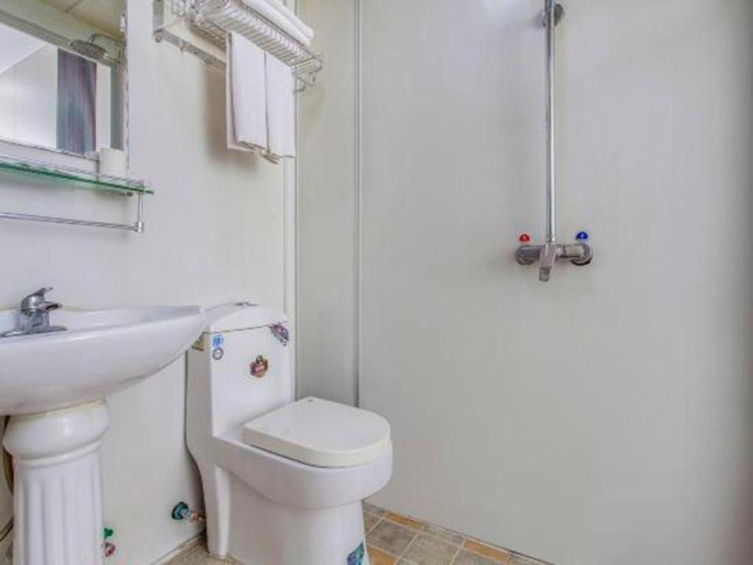 Bathroom 3, PAI Hotel Shijiazhuang Luquan Zoo, Shijiazhuang