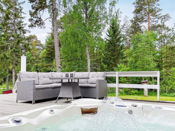 Sport & Beauty 2, star holiday home in VADDO-By Traum, Norrtälje
