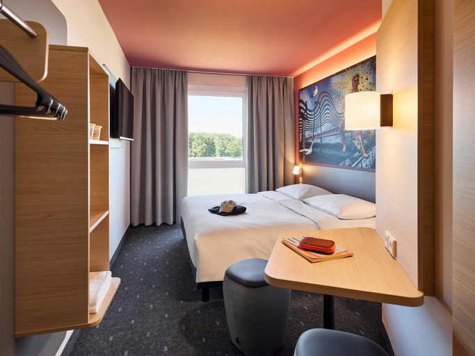 Bedroom 4, B&B HOTEL Emmerich, Kleve
