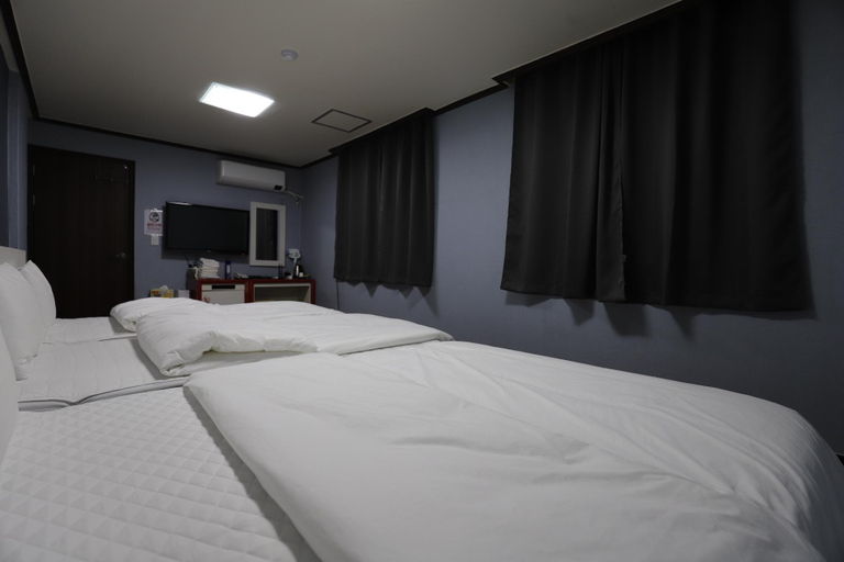 Bedroom 4, Donghae Guibuin Motel, Donghae