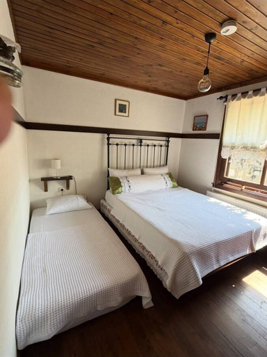 Room 5, Papuli Köy Evi, Karamürsel
