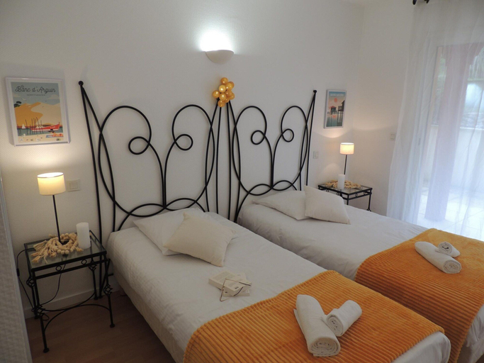 Room 4, Apartment in Arcachon Near Beach, Gironde