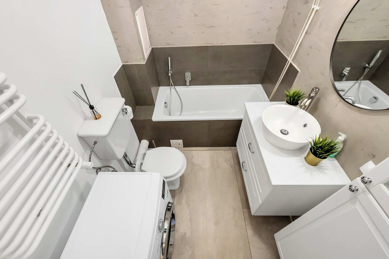 Bathroom 2, Home Near Warsaw Spire, Warsaw