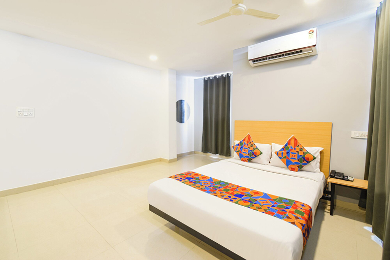 Room 4, Fabhotel The Luxor, Ranga Reddy