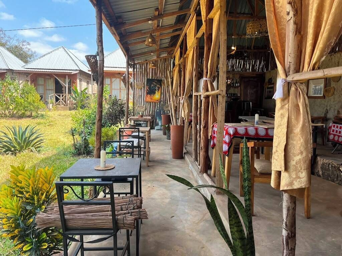 Outdoor dining 4, Oloresho Safari Lodge, Arusha Urban