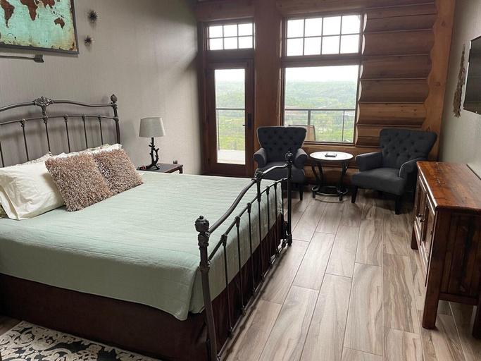 Bedroom 3, Mont Du Lac Resort, Douglas