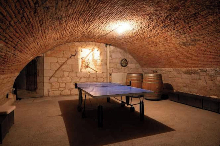 Game room, Chateau Stay - 1br/4p With Pool & Park Access, Tarn-et-Garonne