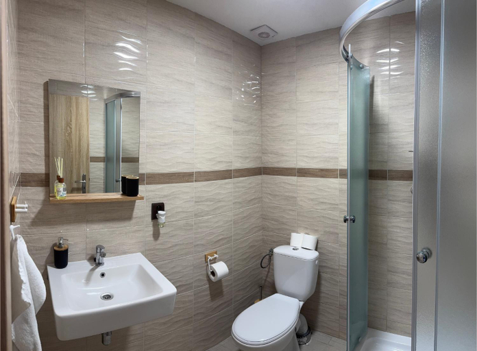 Bathroom, Rekreacne zariadenie Kamenny potok, Snina