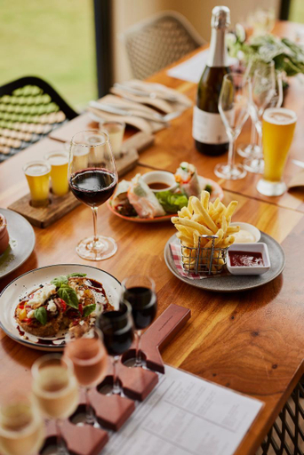Food & Drinks, Pomonal Estate Villas, Ararat