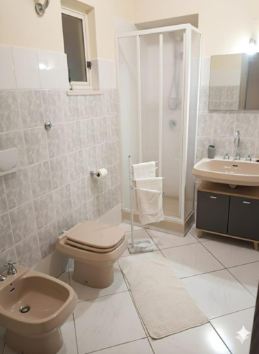 Bathroom 3, Tenuta degli Uliveti, Frosinone