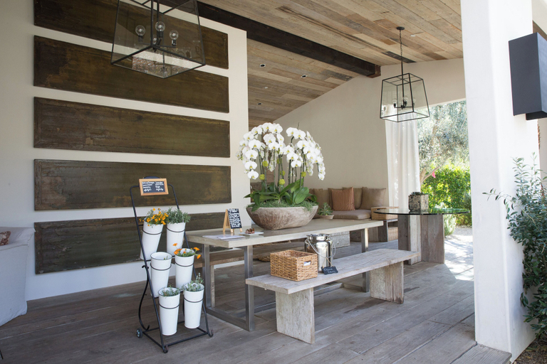 Outdoor dining 3, The Ranch Malibu, Ventura