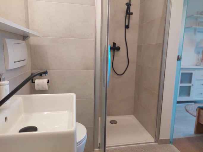 Bathroom, Auszeit Apartment in Strobl Salzburgerstraße 52, Salzburg Umgebung
