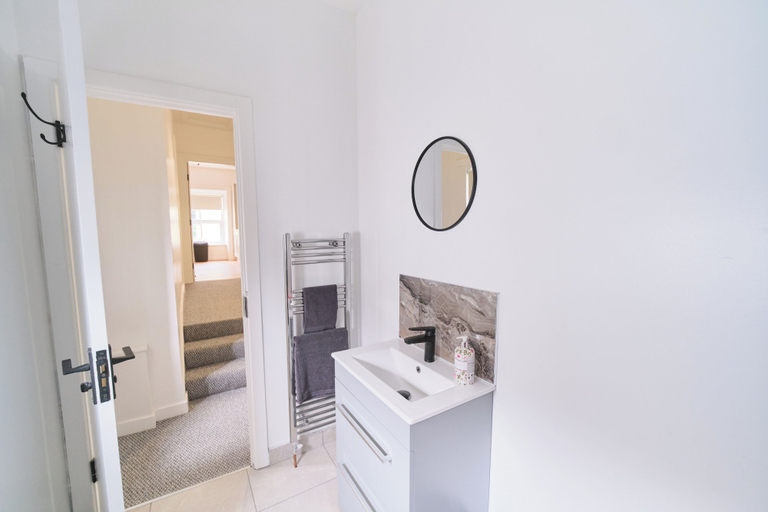 Bathroom 5, Violet and Co, Derry and Strabane