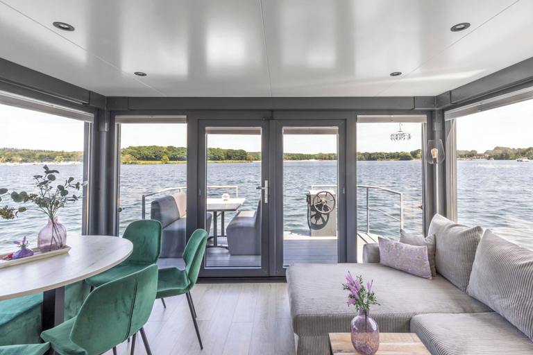 Living room 4, Houseboat Marina With Hot Tub, Mook en Middelaar