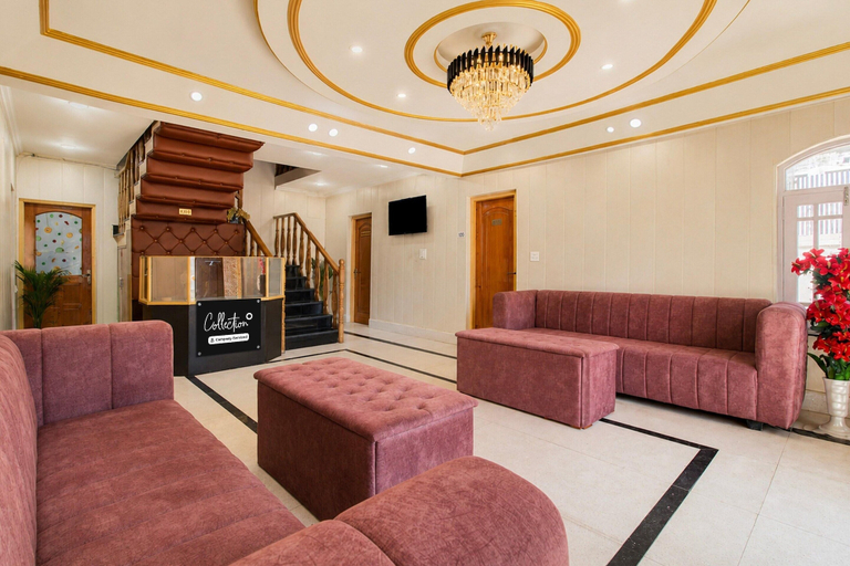 Reception 4, Deluxe Pine Hills, Srinagar
