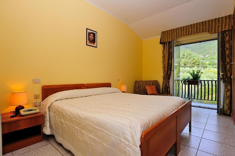 Bedroom 3, Agriturismo Colle degli Olivi, Perugia
