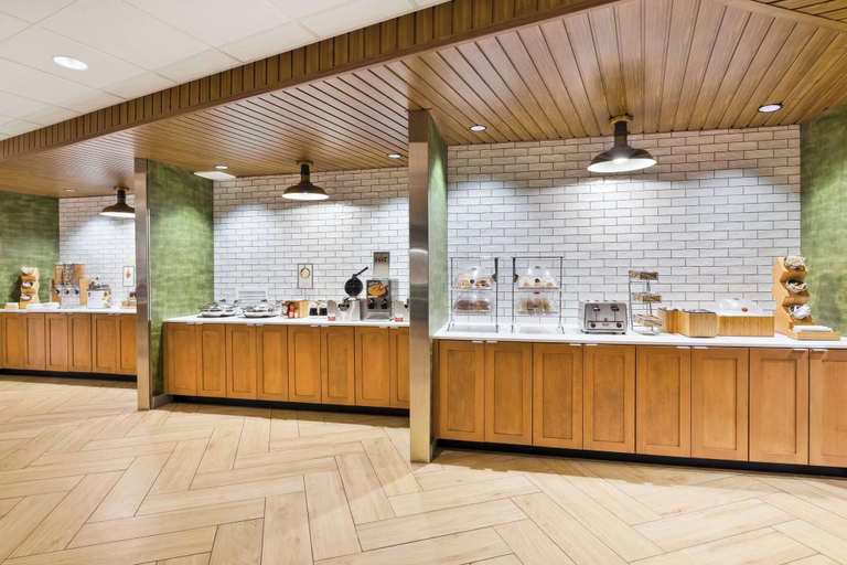 Food & Drinks 5, Fairfield Inn & Suites by Marriott Goshen, Elkhart