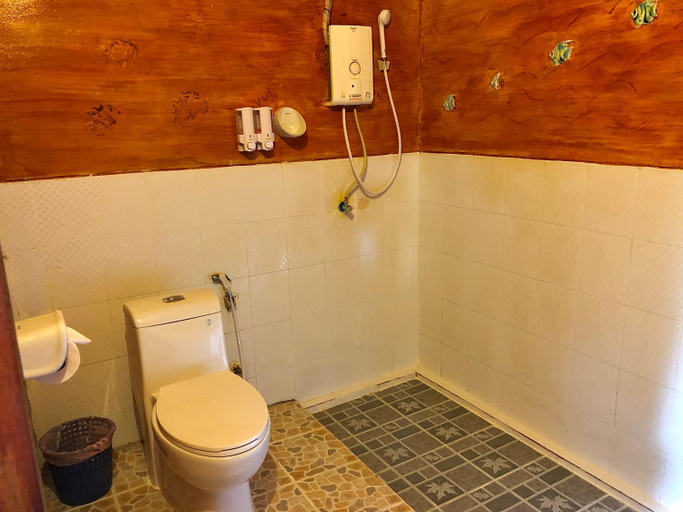 Bathroom 3, Phuphaya Seaview Resort - Adults Only, Mueang Krabi