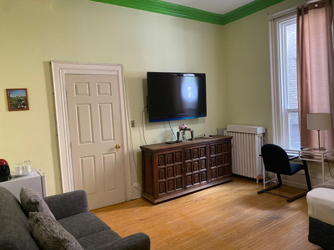 Others, Keppner Guesthouse, Toronto