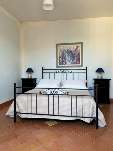 Bedroom 3, Stanze Don Gesualdo, Avellino
