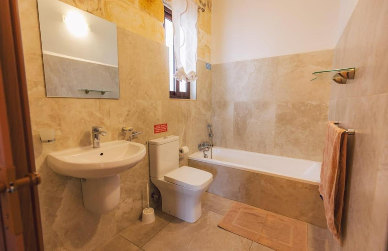 Bathroom 4, Villa Chossie