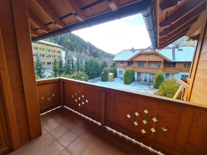 Balcony, Modern Apartment in Bad Kleinkirchheim, Spittal an der Drau