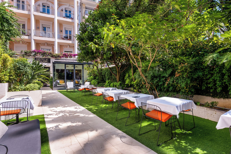 Food & Drinks 5, Hotel Molière, Alpes-Maritimes