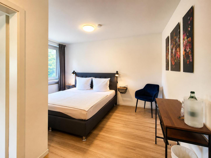 Bedroom 4, Moes Hotel, Gütersloh
