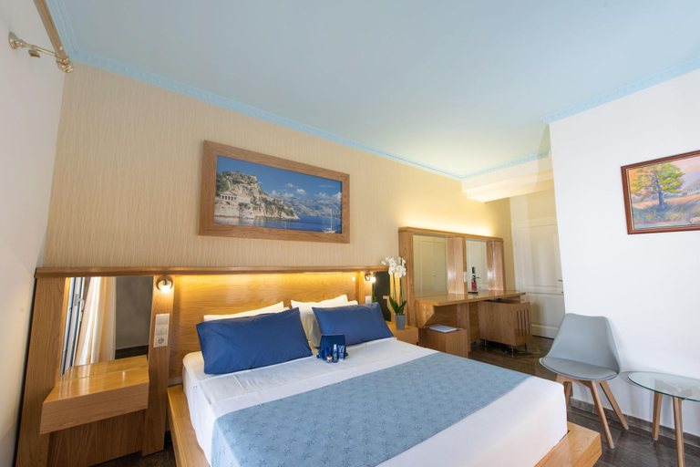Bedroom 3, Lido Corfu Sun Hotel 4 Stars All-inclusive, Ionian Islands