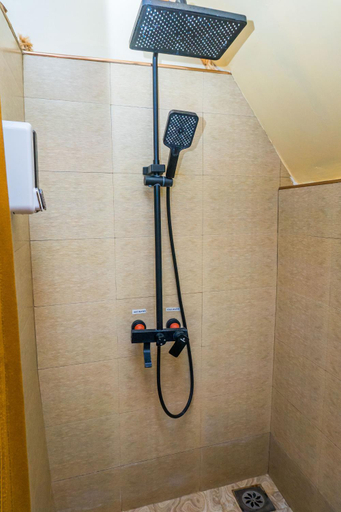 Bathroom 3, Karama Lodge, Arusha Urban