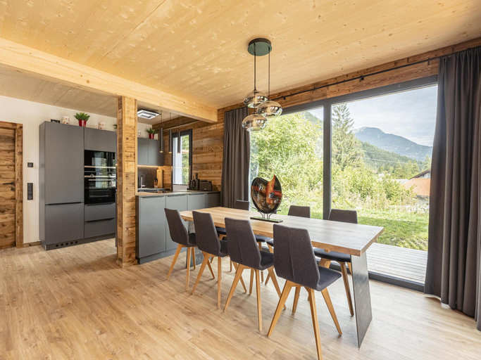 5, Chalet mit 4 Schlafzimmern und Sauna, Reutte