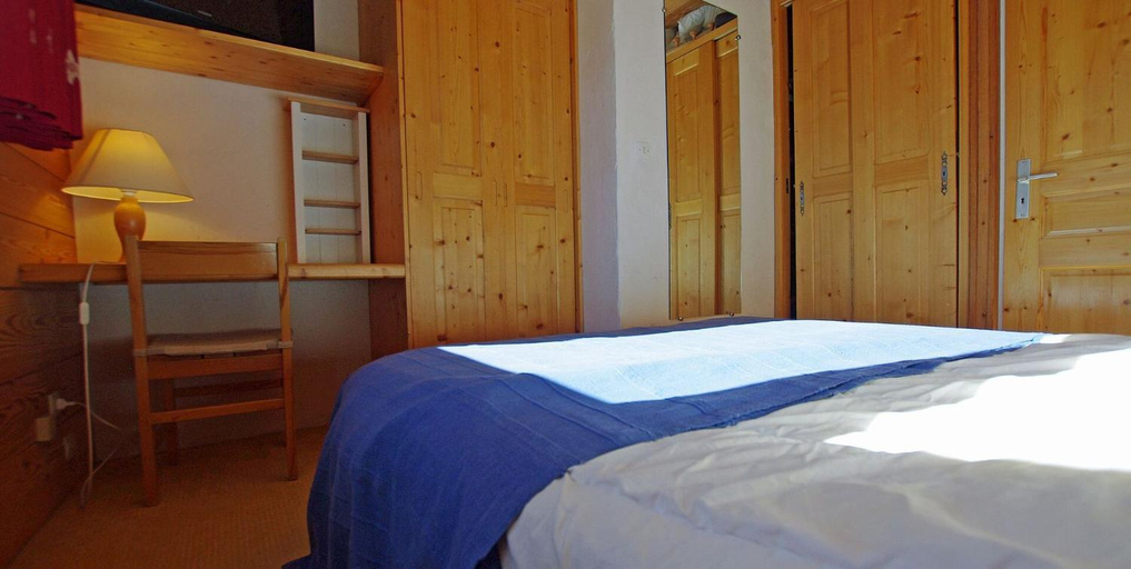 Bedroom 2, Residence Curling A - Par dessus les toits, vue Grande Motte MAE-1164, Savoie