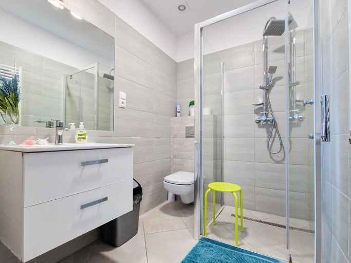 Bathroom 4, Dziki Zakatek, Kołobrzeg