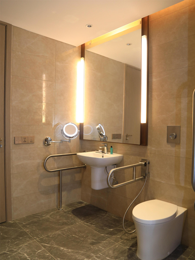 Bathroom 3, Skylight In-terminal Hotel, Addis Abeba