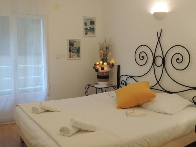 Room 5, Apartment in Arcachon Near Beach, Gironde