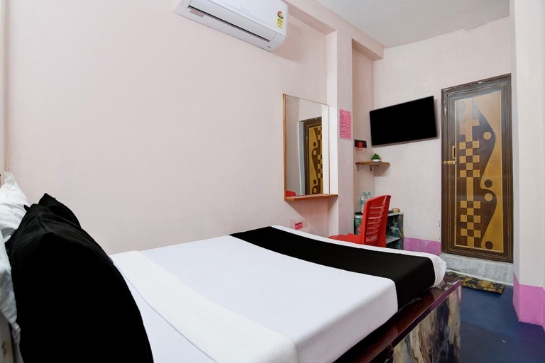 Room 4, Saver Double Secret Heaven, North 24 Parganas