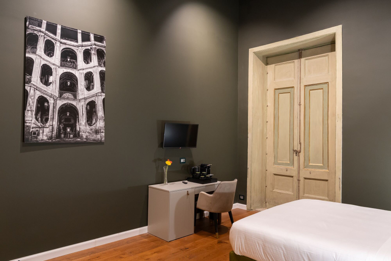Room 4, Dimora Cavalcanti, Napoli